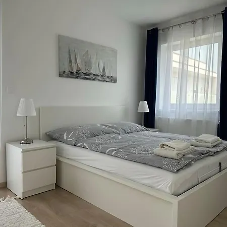 公寓 Korosi Apartman 巴拉顿诺尔马迪